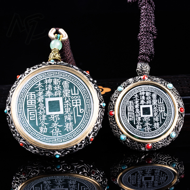 Jewelry & Watches Sp Z Oo Janów Lubelski - Натуральный Изумруд Бирманский Изумрудный Нефрит Синяя